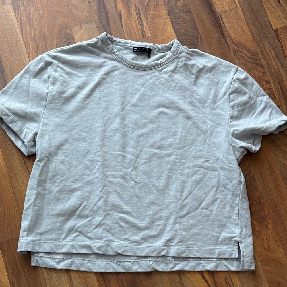 ASOS Woman’s Size L Light Blue Short Sleeve Tee